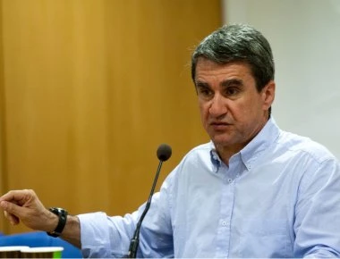 Α. Λοβέρδος: Με δηλητήριο έγινε πρωθυπουργός, με δηλητήριο προσπαθεί να παραμείνει